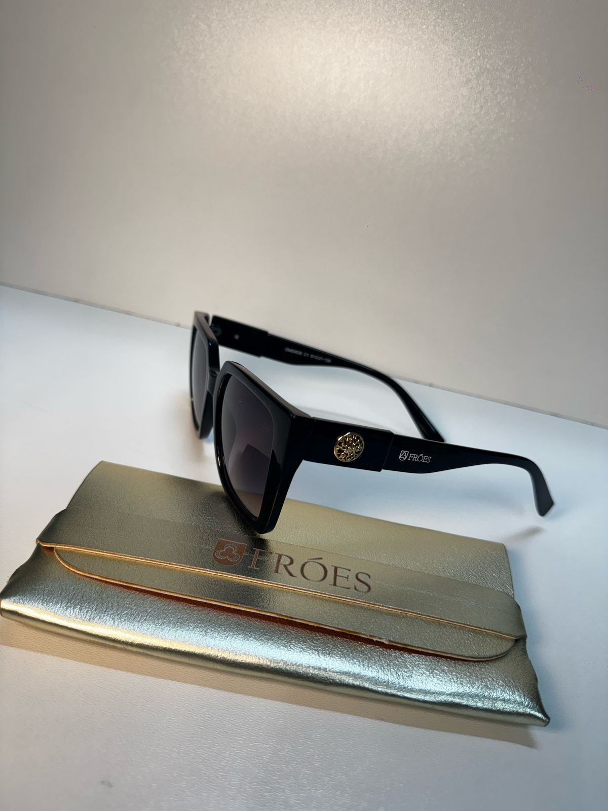 Óculos de Sol Froes - Lusa Preto OM50628