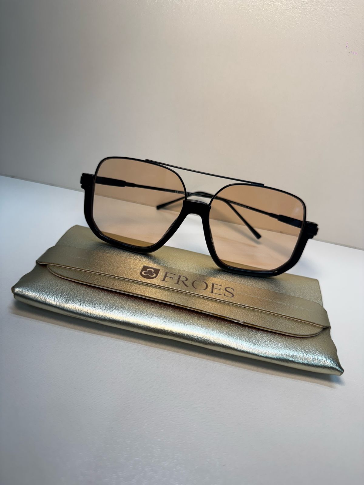 Óculos de Sol Froes -Delux Cosmetico H00235